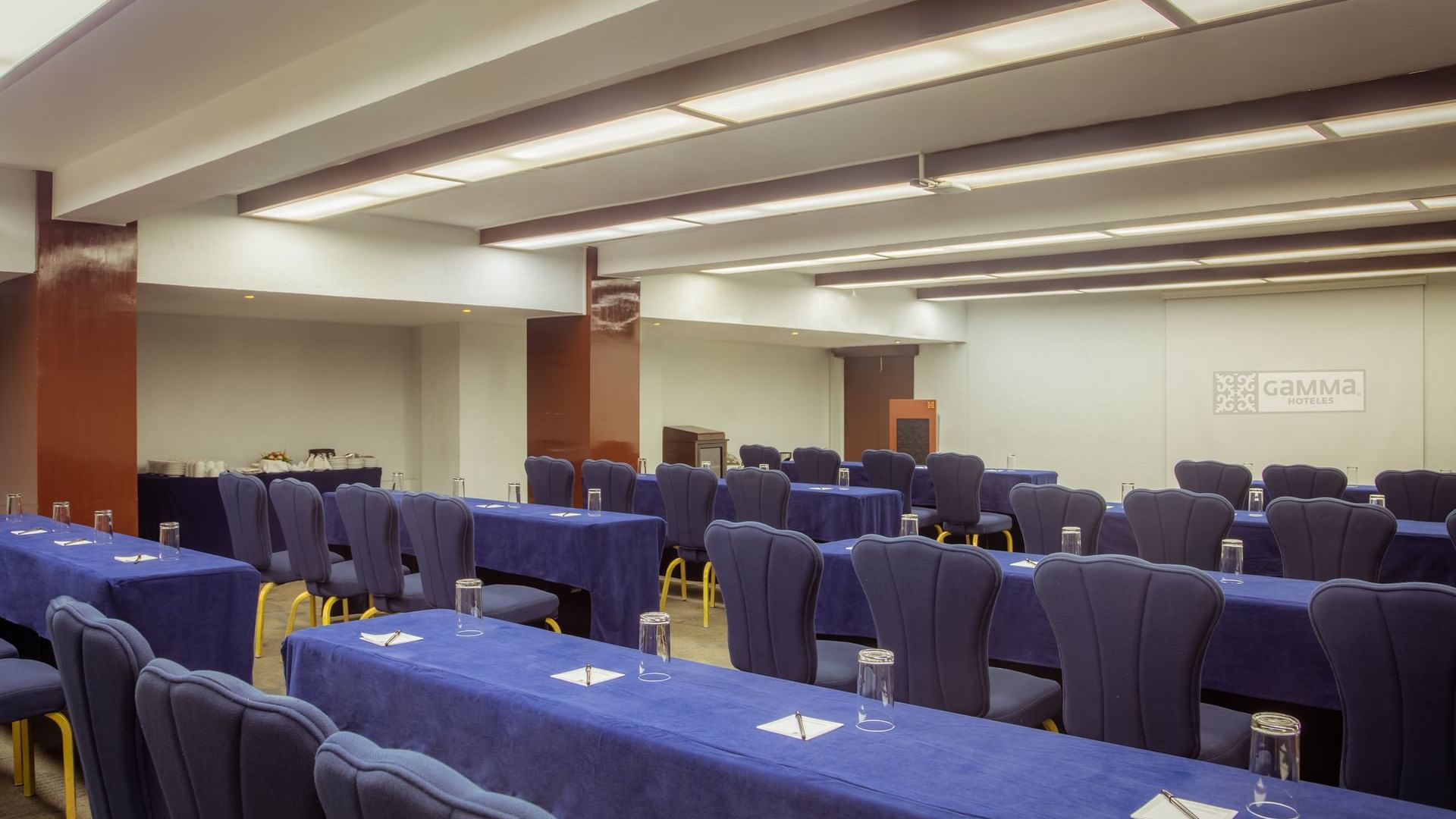 A conference room at Gamma Mérida el Castellano