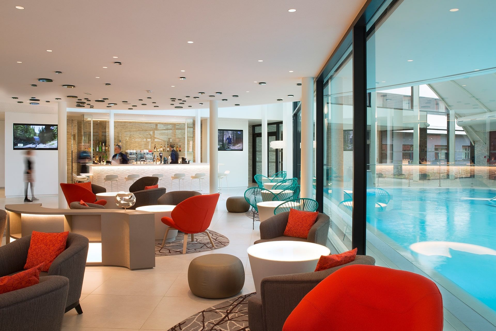 Intérieur d'un salon du hall à l'Oceania Paris Roissy CDG