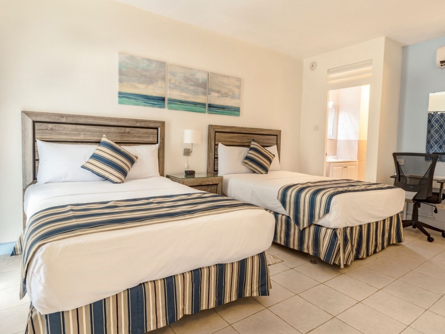 Rooms  Time Out Hotel Barbados (10)