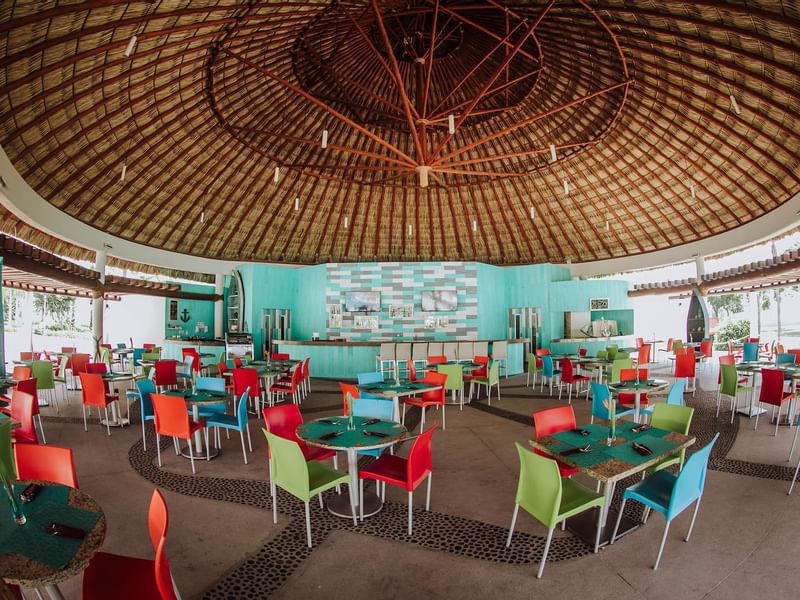 Dining area at Acua Restaurant in Mundo Imperial