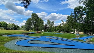 Mini Golf activité idéale pour un séjour en famille ou en couple