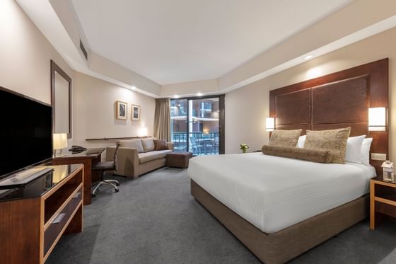 Deluxe Courtyard Queen Twin Room at Amora Hotel Melbourne