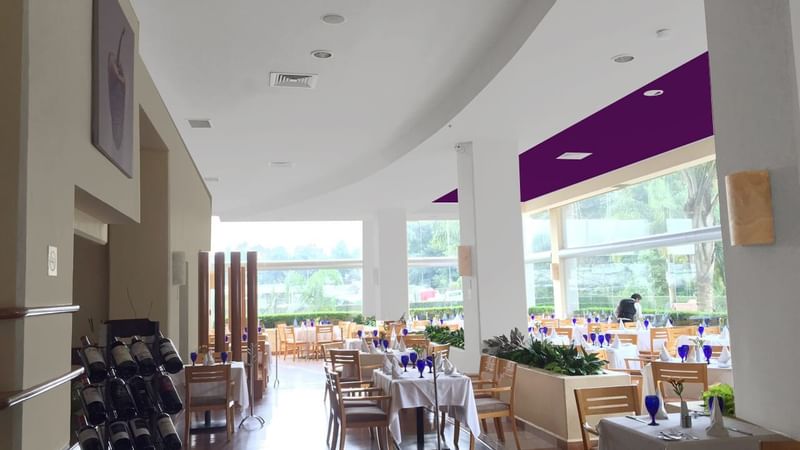 Dining table set up in Huapango Restaurant at Gamma Xalapa