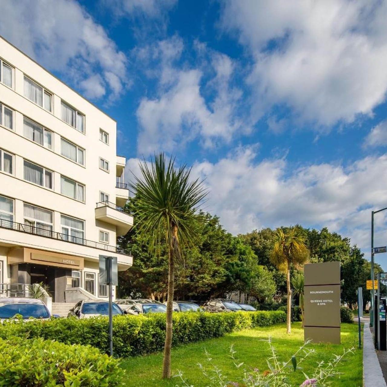 The Queens Hotel & Spa