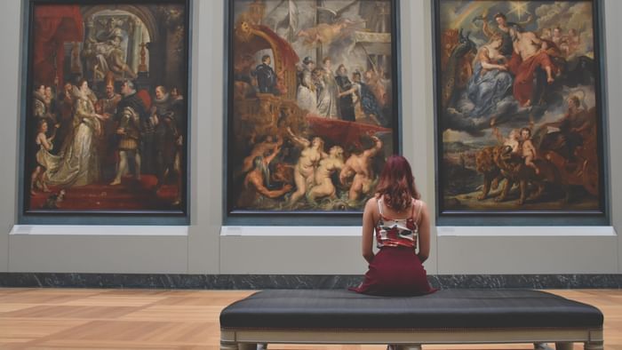 A women in a art gallery at The Originals Hotels