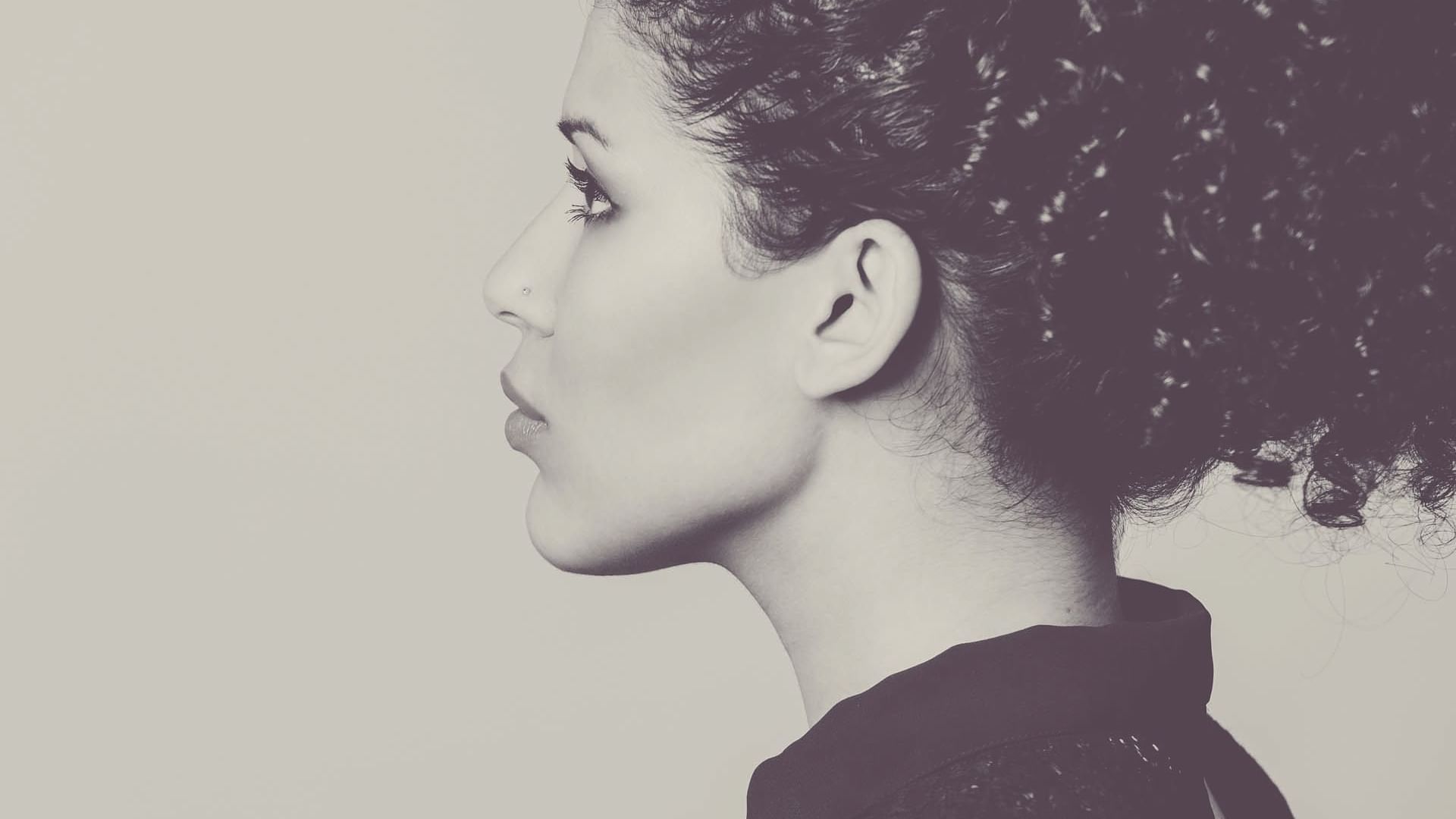 Headshot of a girl with curly hair at Hotel Berlin Berlin