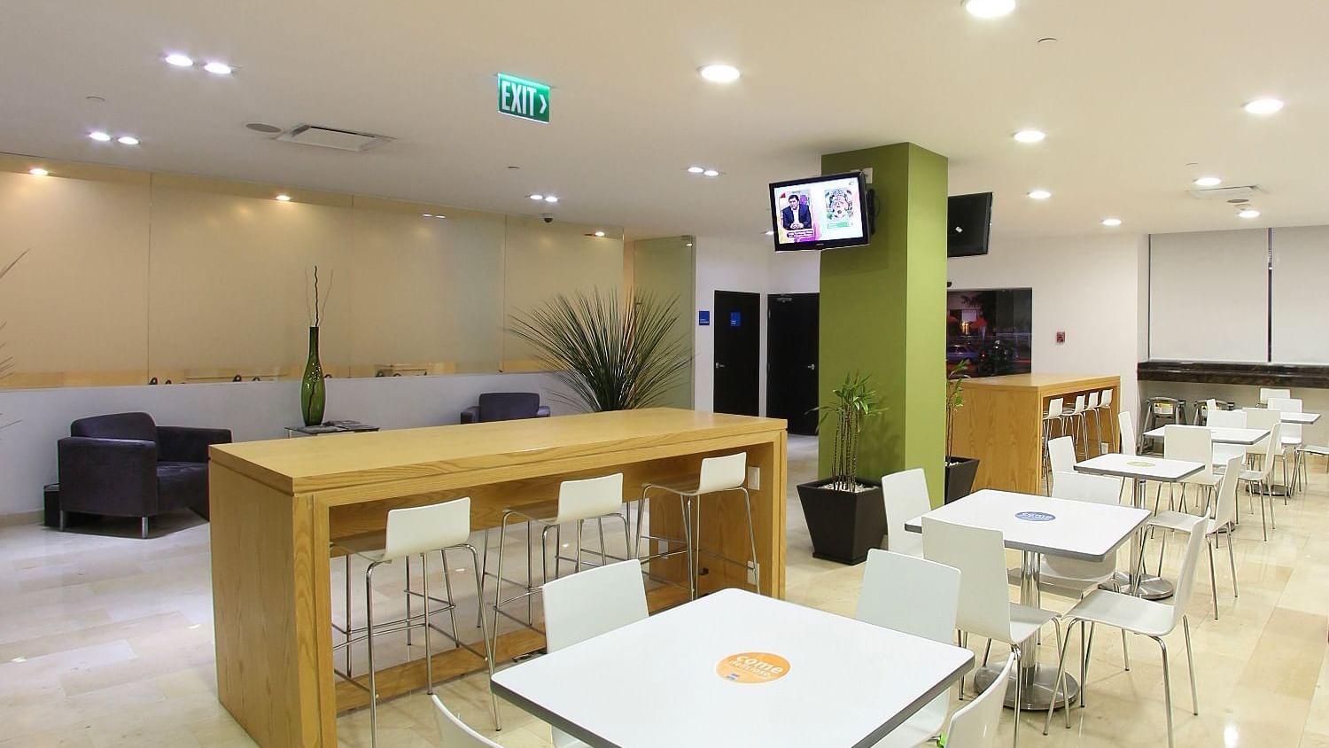 Interior of the Dining Room at One Culiacán Fórum