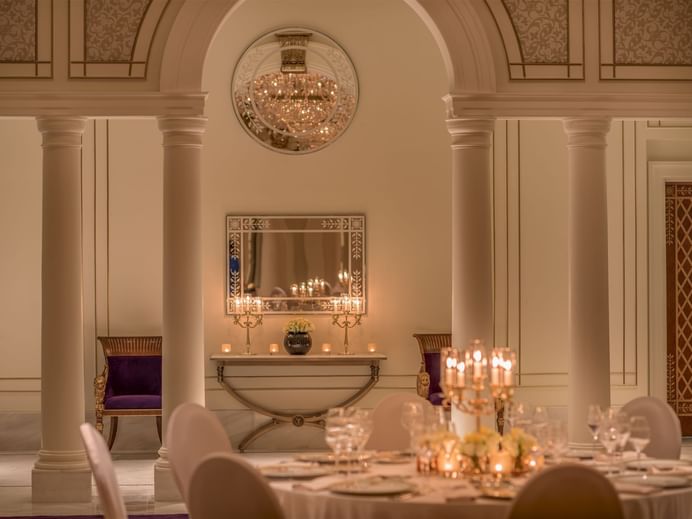 Banquet table & mirror in Pre-function area at Palazzo Versace