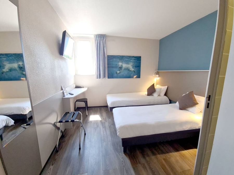 Bed & furniture in Hotel Marseille Airport