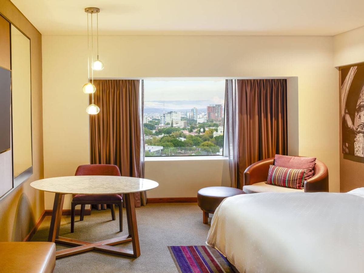 Cityscape view in Executive King Room at FA Guadalajara