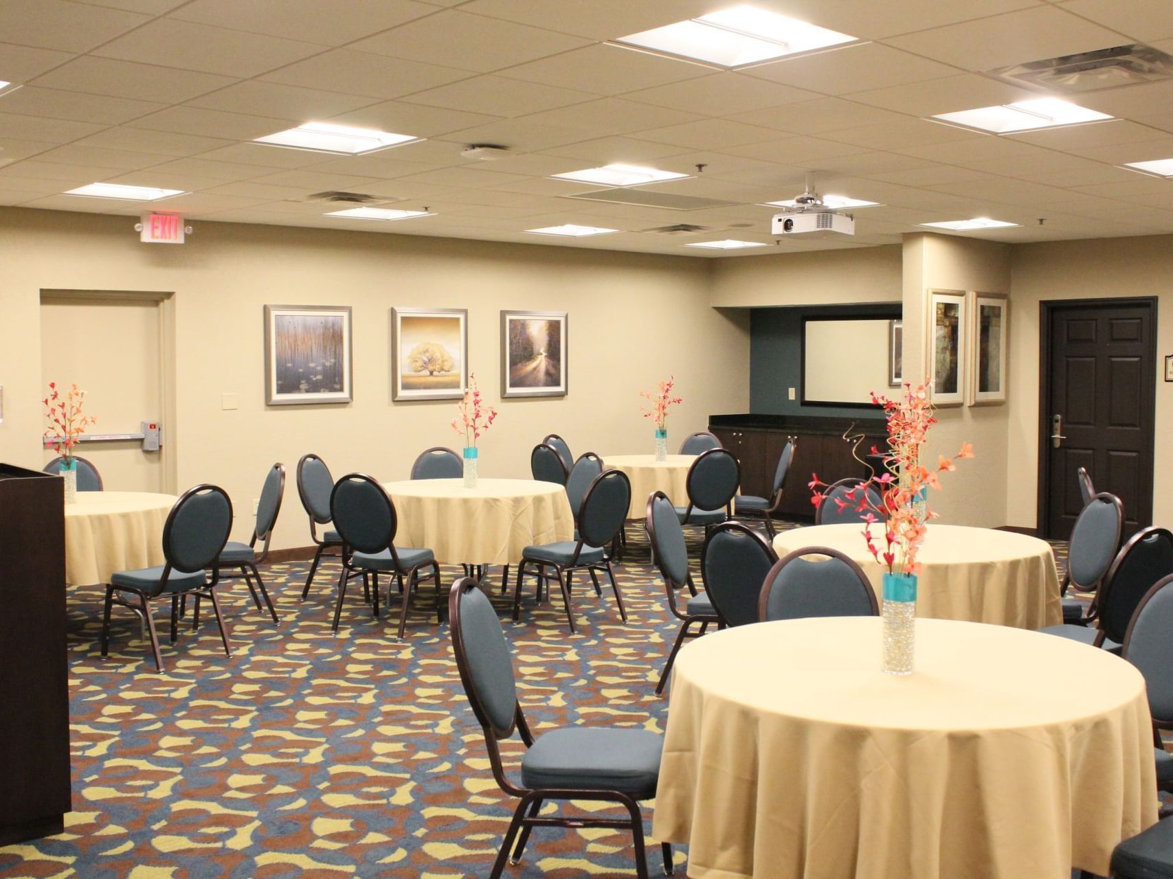 Banquets in Tamar Meeting Room at Rosen Inn International