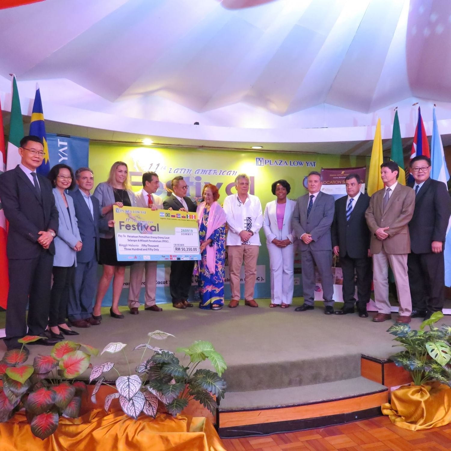Cheque presentation ceremony at The Federal Kuala Lumpur

