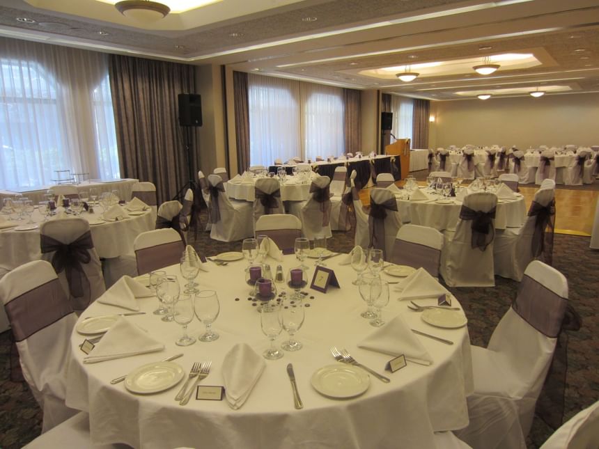 Banquets arranged for a meeting at Cartier Place Suite Hotel
