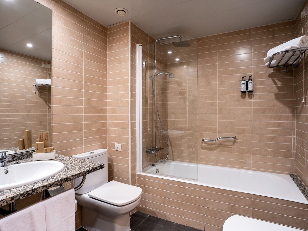 Bany de l'Habitació Doble a l'Hotel Ponient Vila Centric