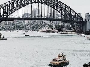 Sydney bridge near Pullman Quay Grand Sydney Harbour