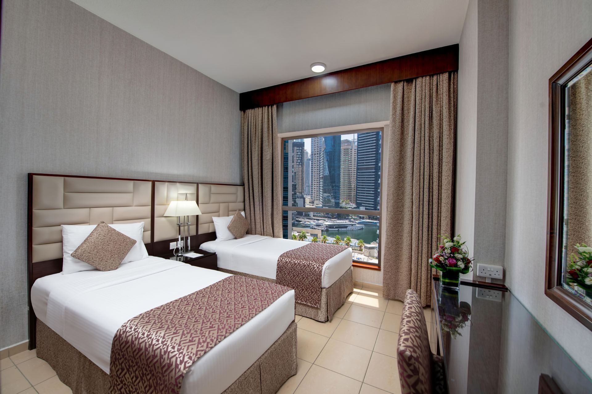 Suha JBR Hotel Apartments | 4-Star Hotel in Dubai