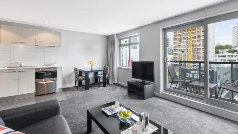 Studios with Balcony | Nesuto Stadium Hotel and Apartments