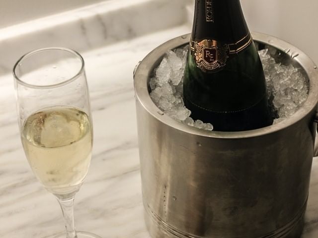 Champagne served at La Galerie Hotel