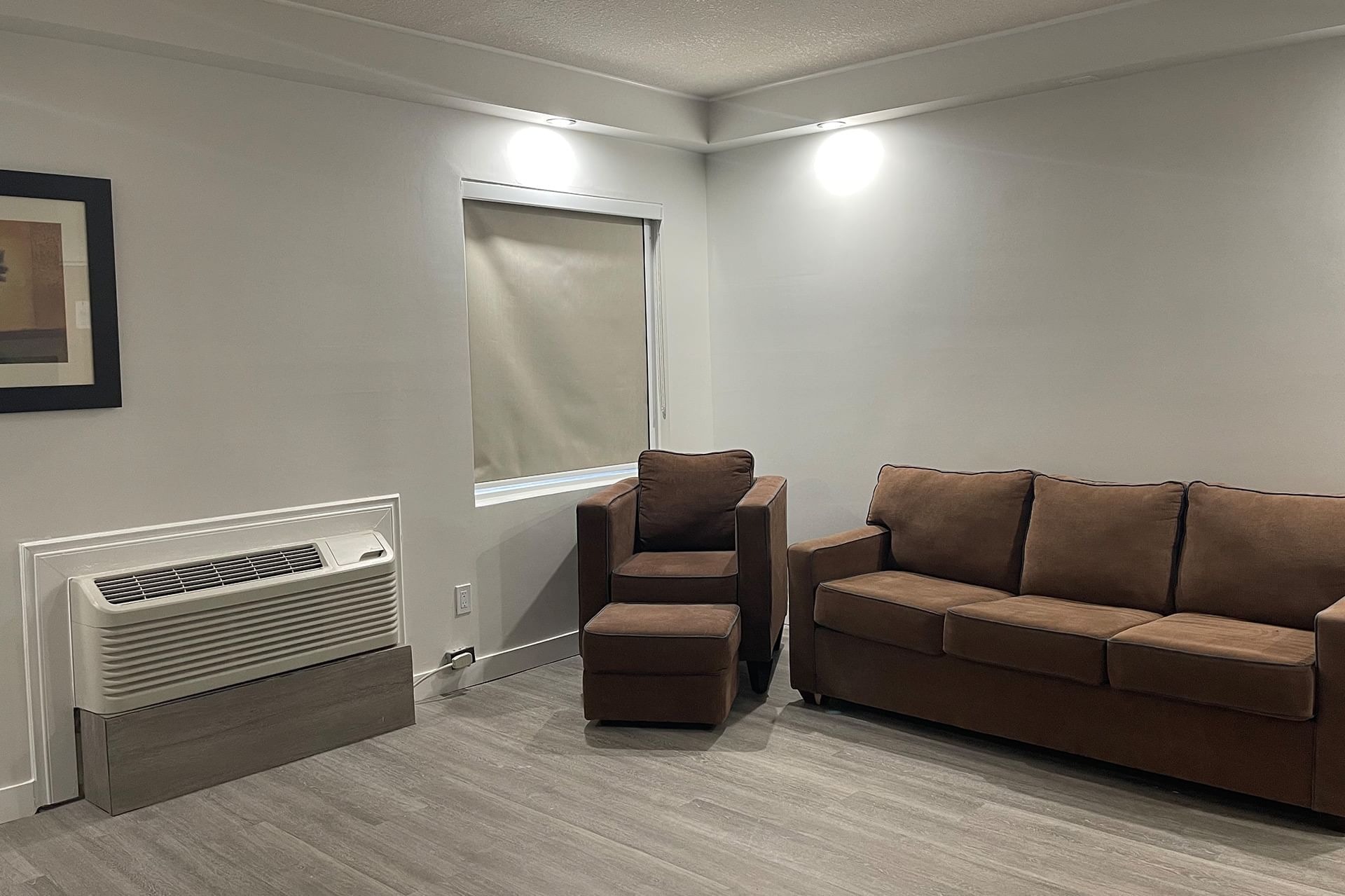 West Edmonton Hotel Guest Room, Living Room