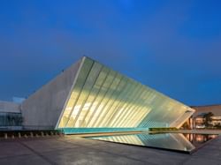 Museo Universitario De Arte Contemporaneo near Wyndham Grand