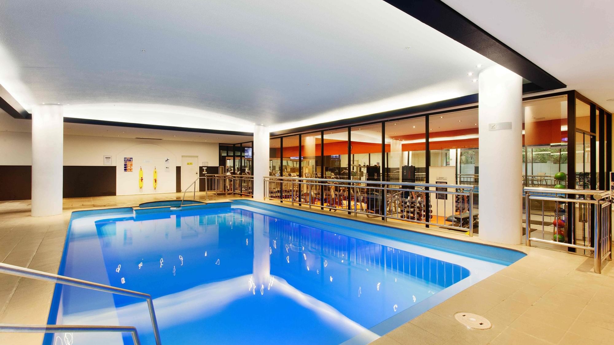Swimming pool at Pullman albert park