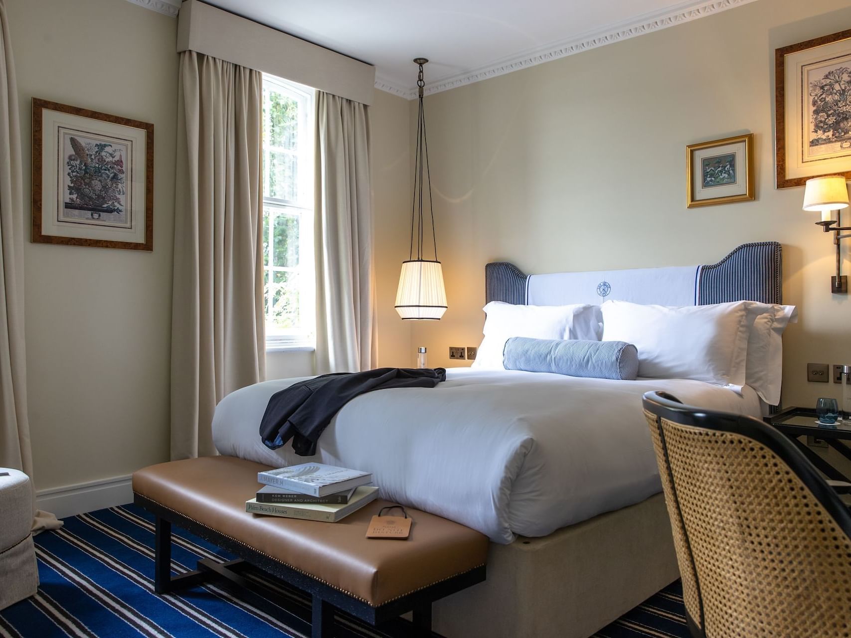 Interior of Riverside King at The Relais Henley