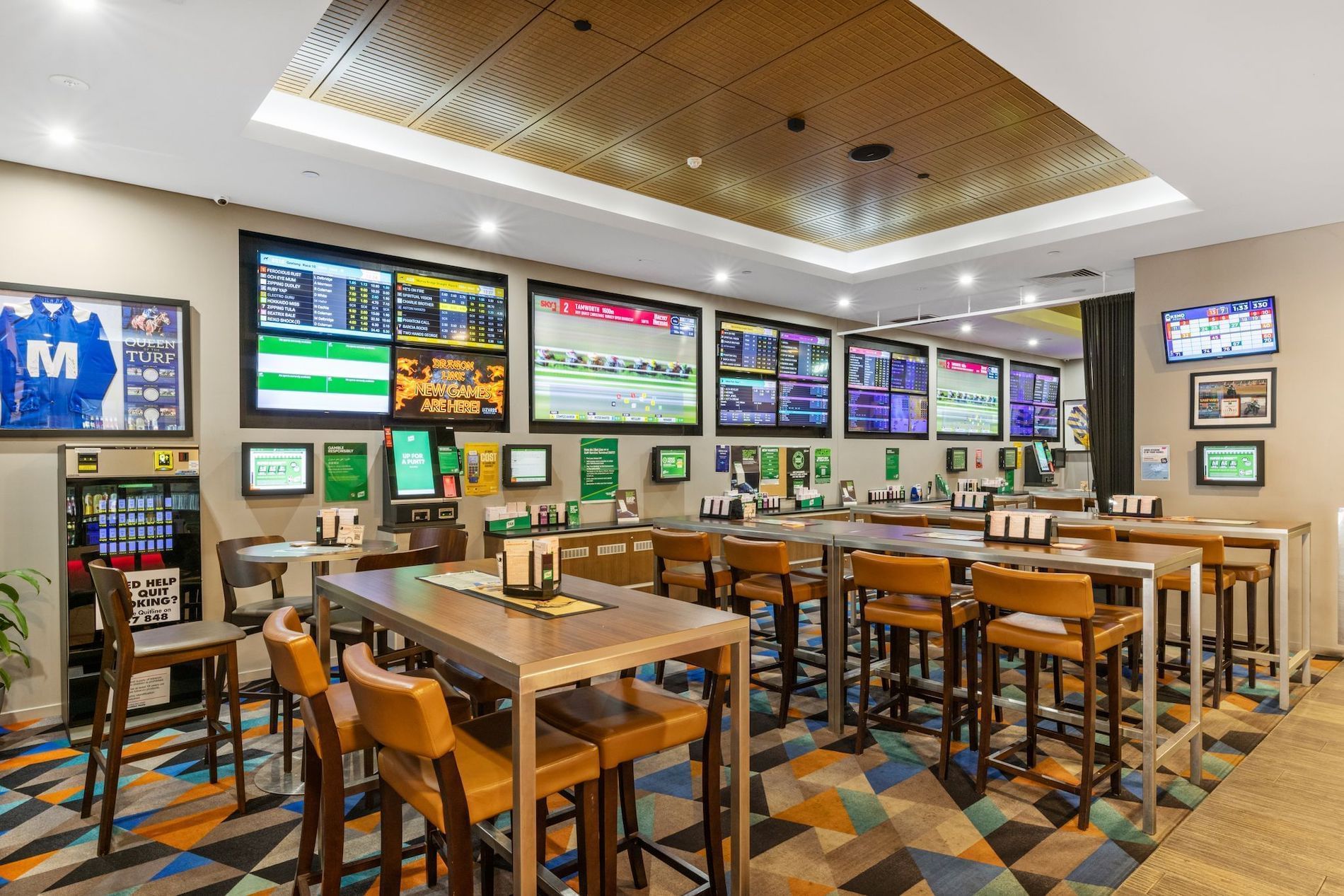 Bars & Restaurants in Darwin and Room Service H on Mitchell