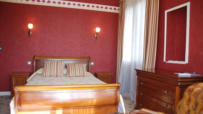 Interior of the Double bedroom at Hotel Le Bellevue