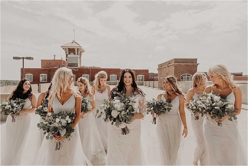 Wichita, KS Event Venues: Meeting Spaces & Wedding Hotel Rooms