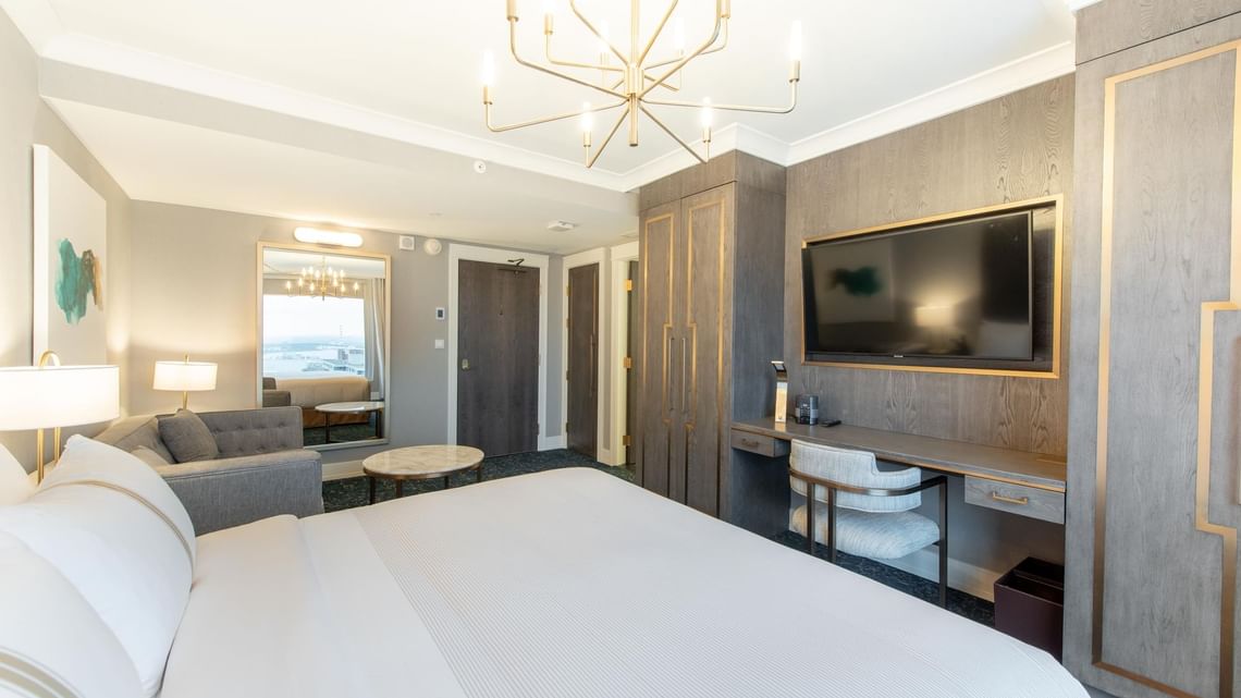 Waterview Studio, 1 King Bed, Sofa Bed Halifax Hotel Rooms Sutton