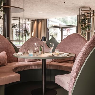 Comfy circular couch in Lido Restaurant, Falkensteiner Hotels