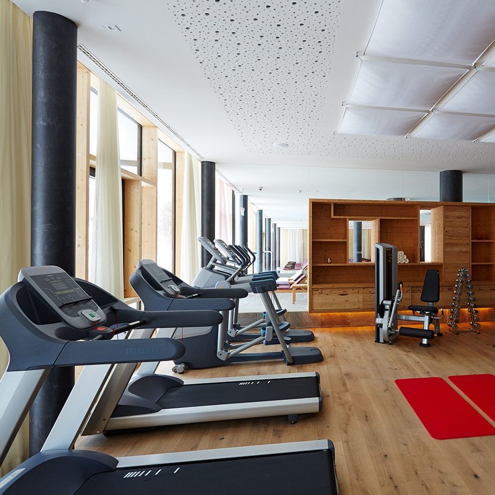 Treadmills & machines in the gym at Falkensteiner Hotels