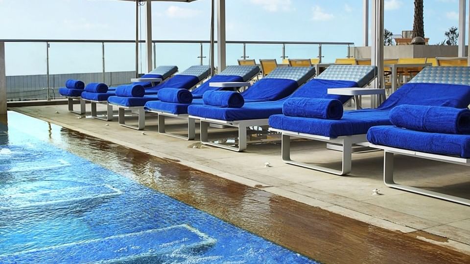 Rooftop Infinity Pool