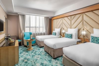 Twin beds in standard triple room Haram view at Elaf Al Taqwa