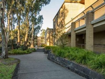 Glenn College Exterior