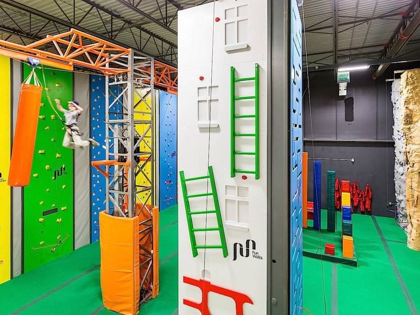 Calgary Climbing Centre Hotel Clique Calgary Airport