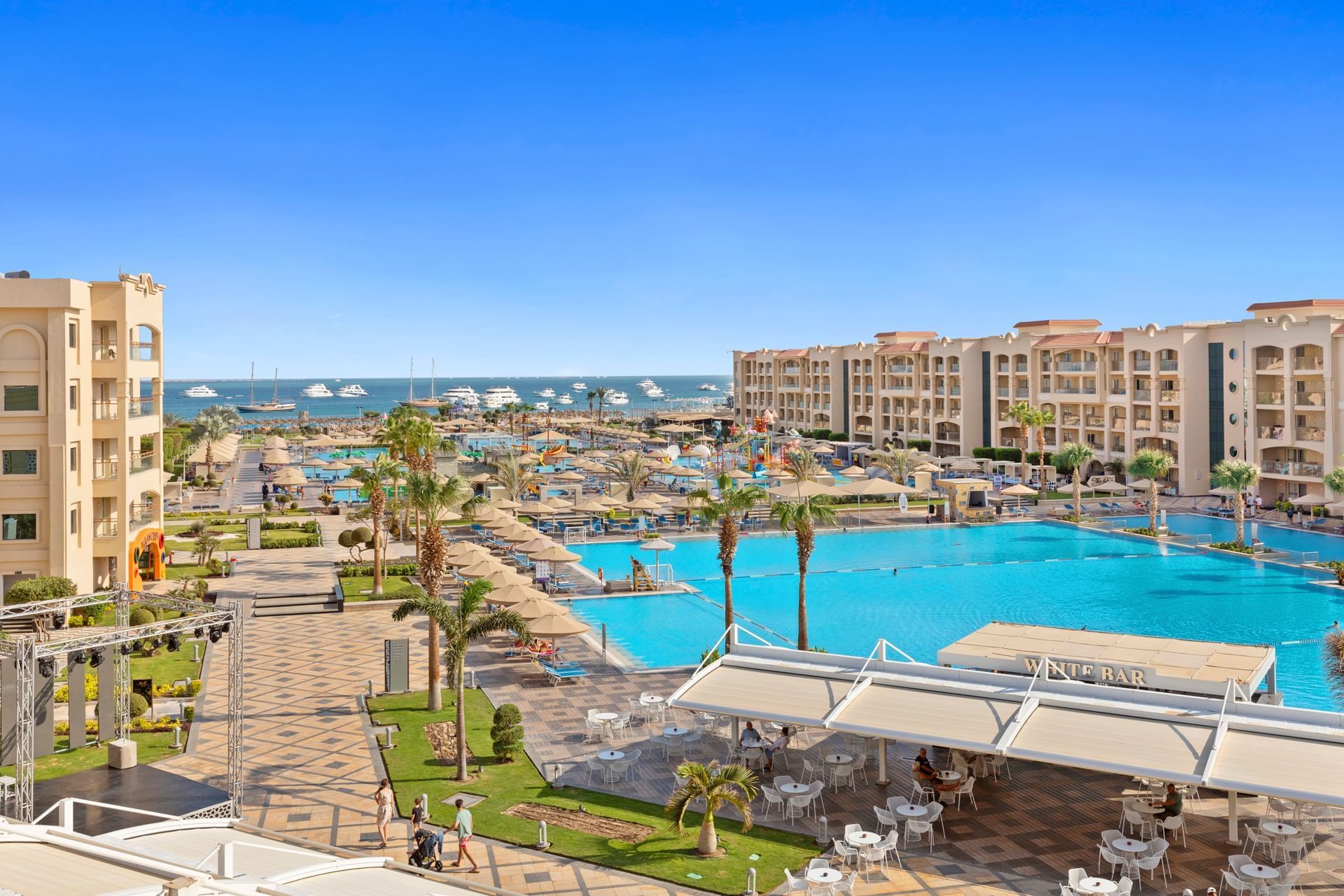 Hurghada pickalbatros white beach resort 5. Альбатрос Вайт Бич Хургада 5 звёзд Египет. Pickalbatros White Beach Resort 5*. Pickalbatros White Beach Resort - Hurghada. Pickalbatros Albatros White Beach 5 звезд.