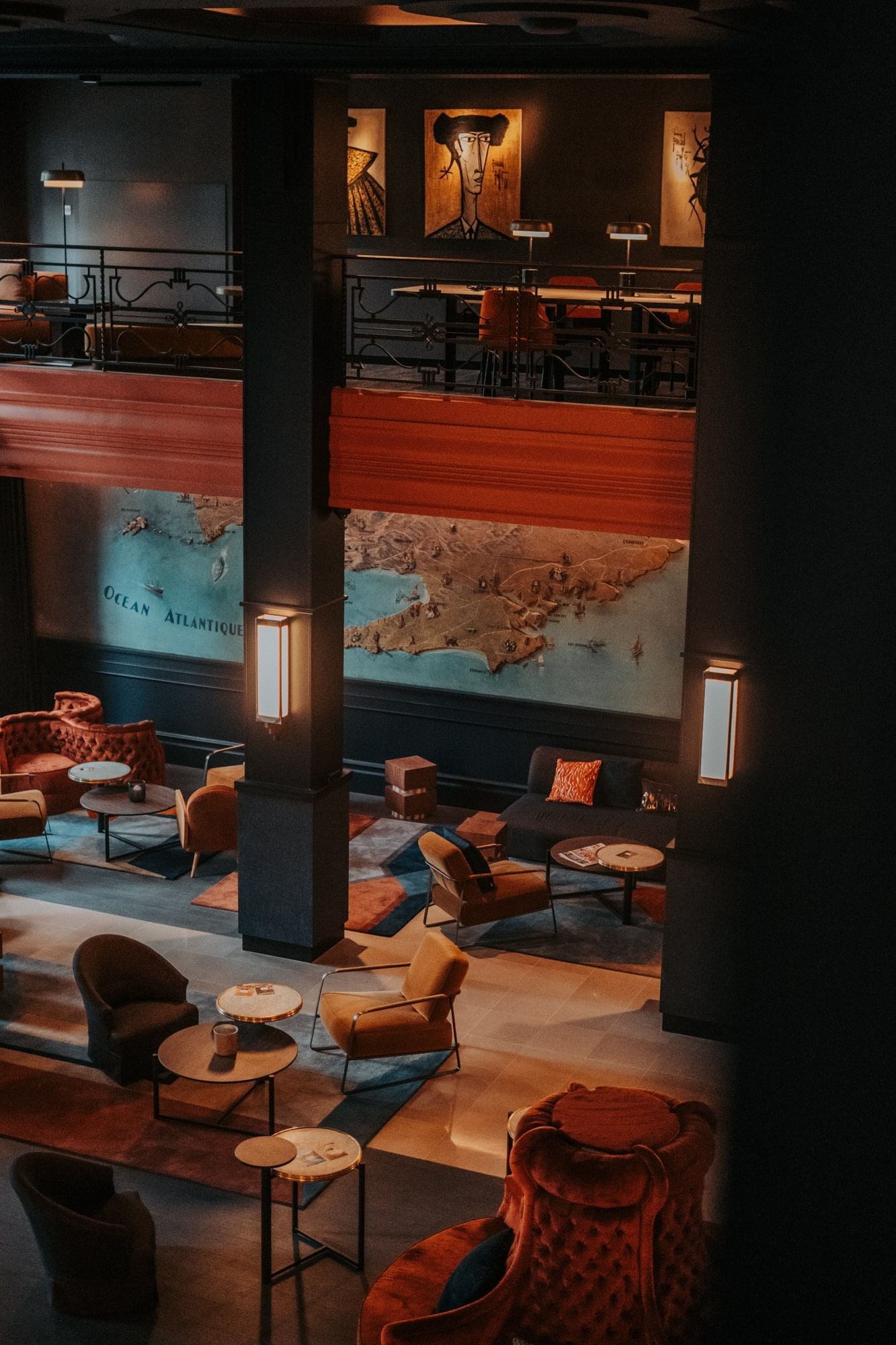 Intérieur du hall à l'Oceania Le Conti Brest