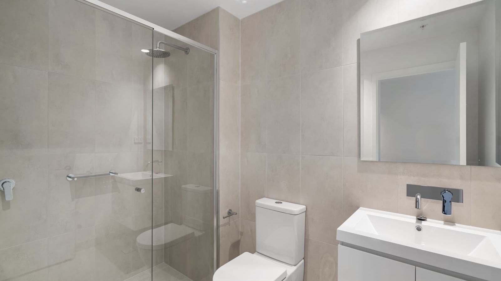 2 Bedroom Apartment - fully furnished