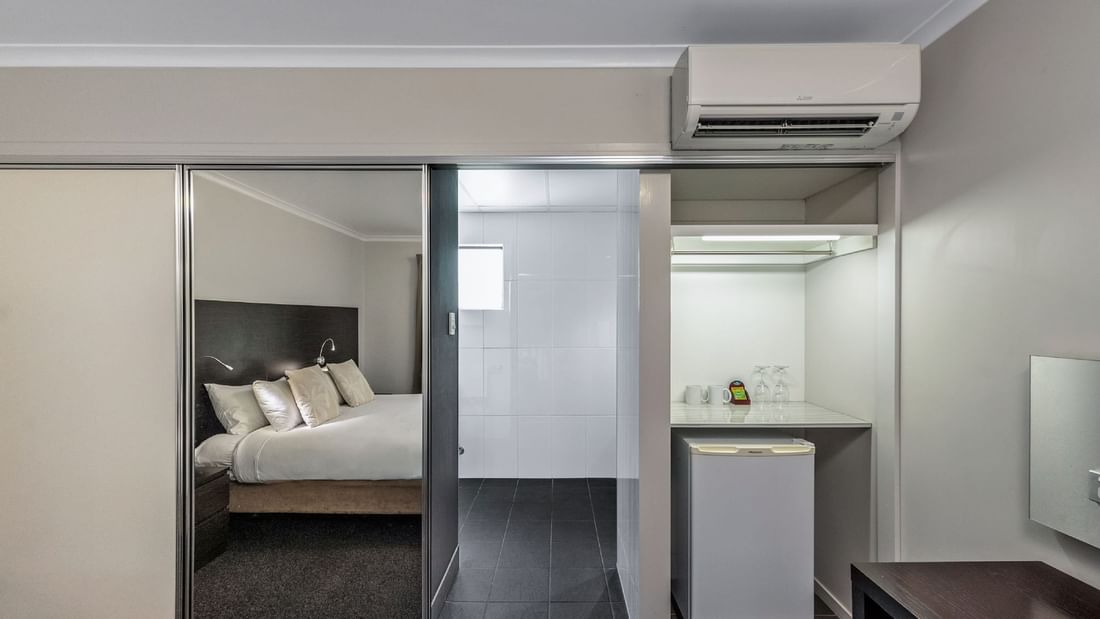 Premium King Room is the ideal accommodation for your next work trip in Townsville