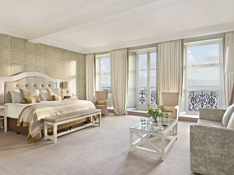 Deluxe Sea View Rooms at Grand Brington Hotel