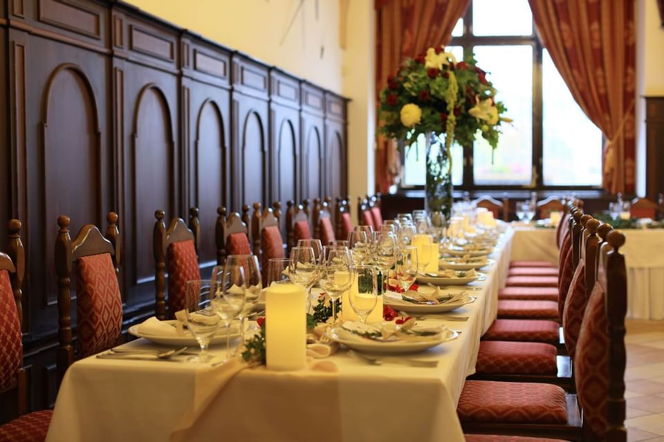 Wedding Table at Hotel Ruze, Český Krumlov, Czech Republic