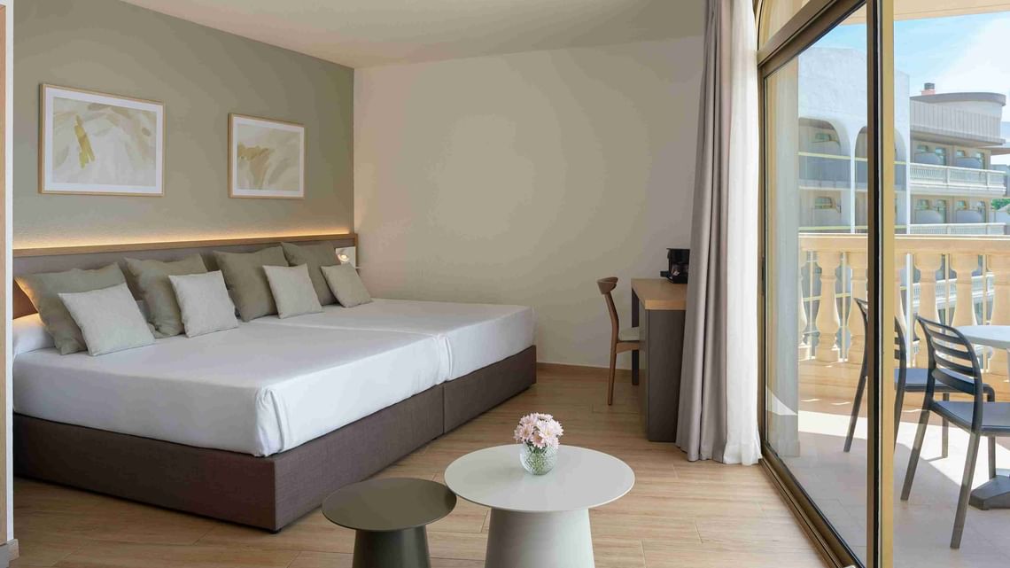 Junior Suite L Ponient Dorada Palace By PortAventura World In Salou Junior Suite L Ponient Dorada Palace By PortAventura World In Salou