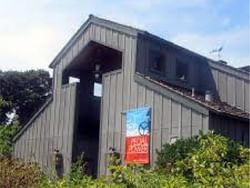 Los Altos History Museum exterior near Dinah's Garden Hotel