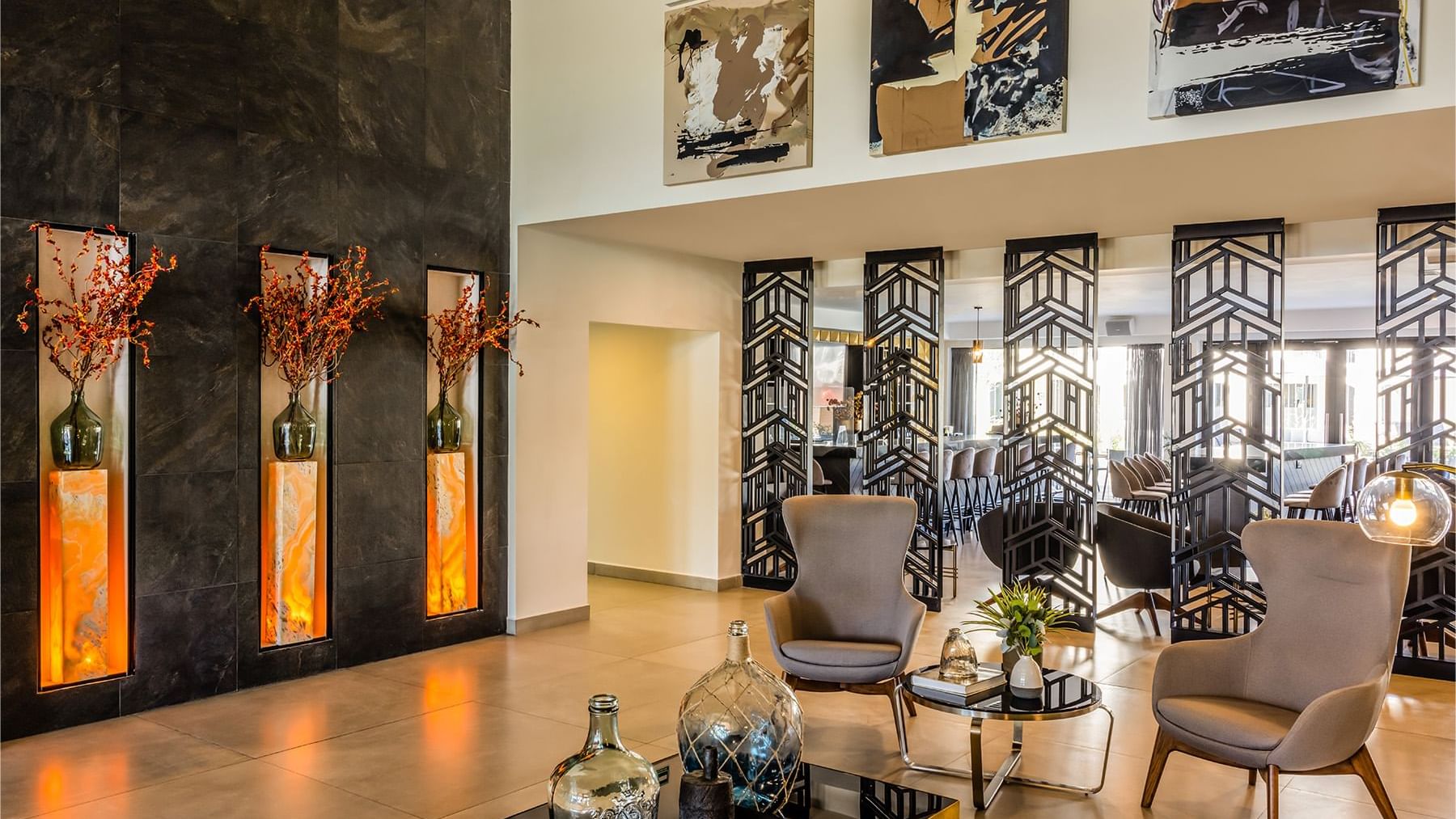 Interior view of lobby lounge area at Gamma Ciudad Juarez