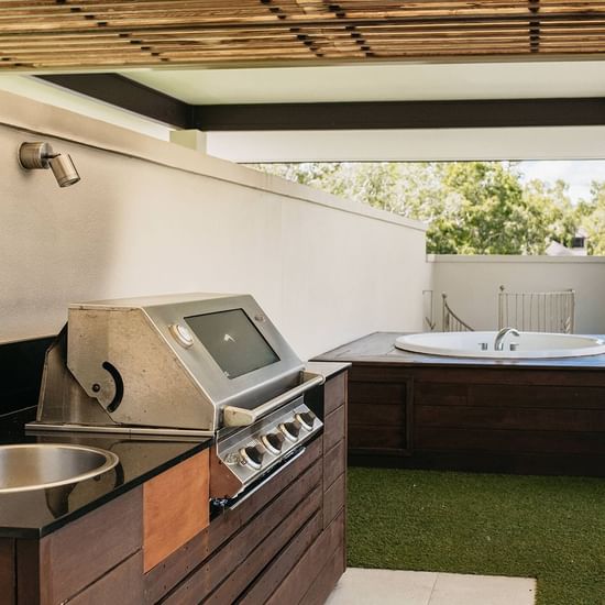 Outdoor kitchen area at Pullman Palm Cove Sea Temple Resort