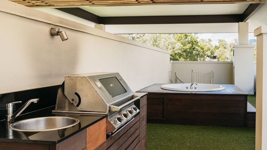 Penthouse Apartment at Pullman Palm Cove Sea Temple Resort