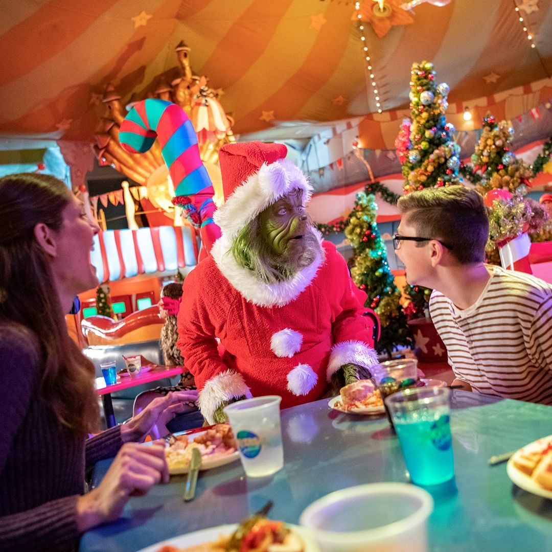 Even the Grinch loves getting festive during Universal Orlando’s Holiday Season. 