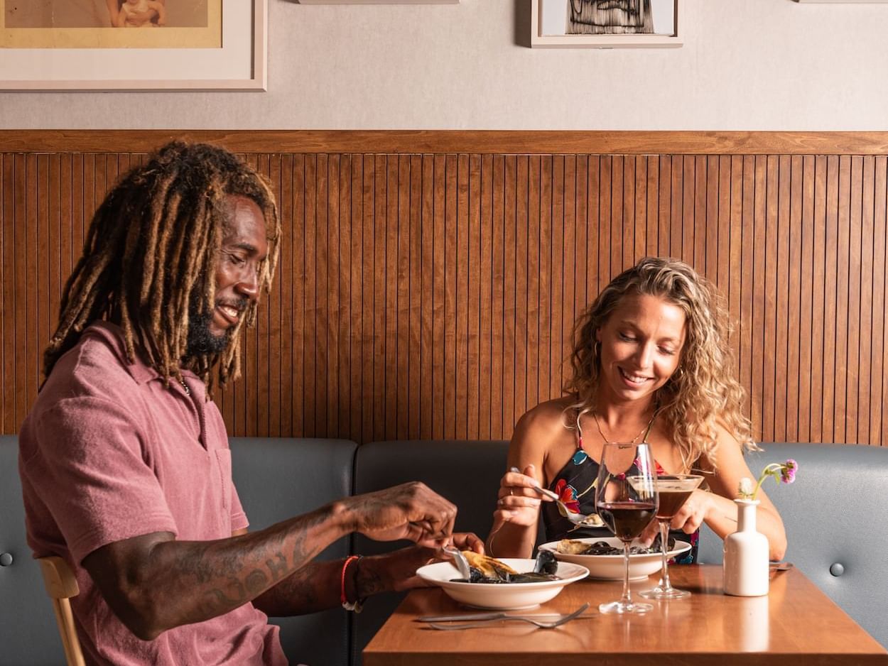 couple eating at a restaurant