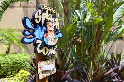 The Ozzie's Splash Zone signboard at Rosen Inn Lake Buena Vista